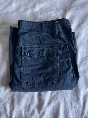 American Eagle Black Cargo Pants